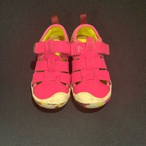 Kids Plae Sam 2.0 Fisherman Sandal Pink Sz 9 EUC